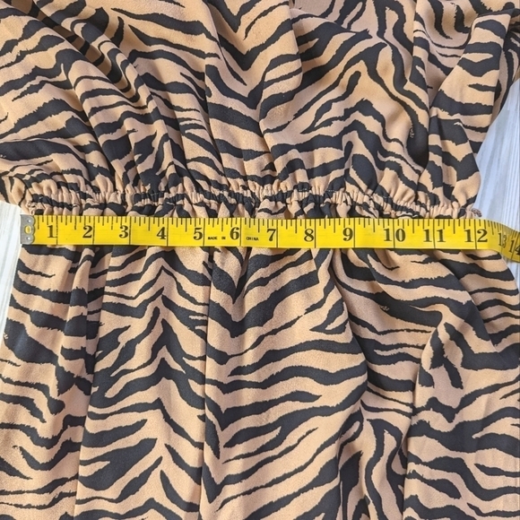 Rebecca Minkoff Isabella Tiger Print Crepe Mini Dress in Black and Tan Sz Small - Picture 12 of 16